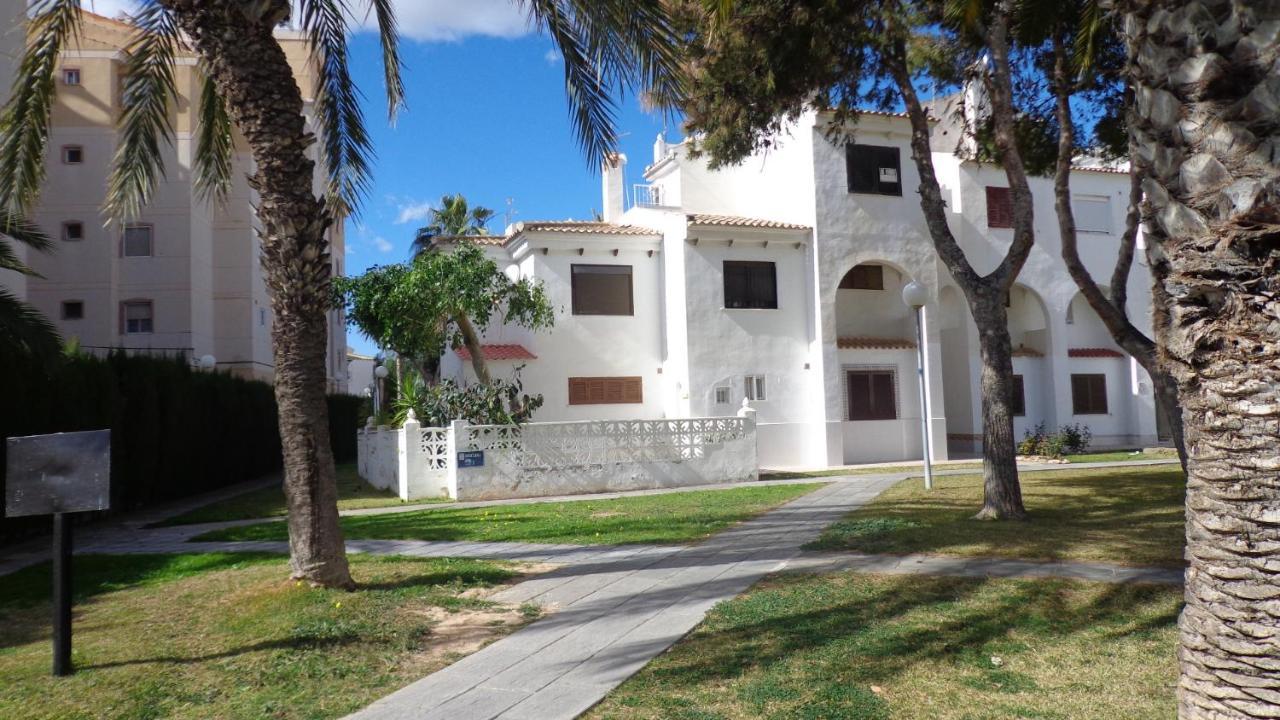 Duplex Calas Blancas Torrevieja Exterior photo