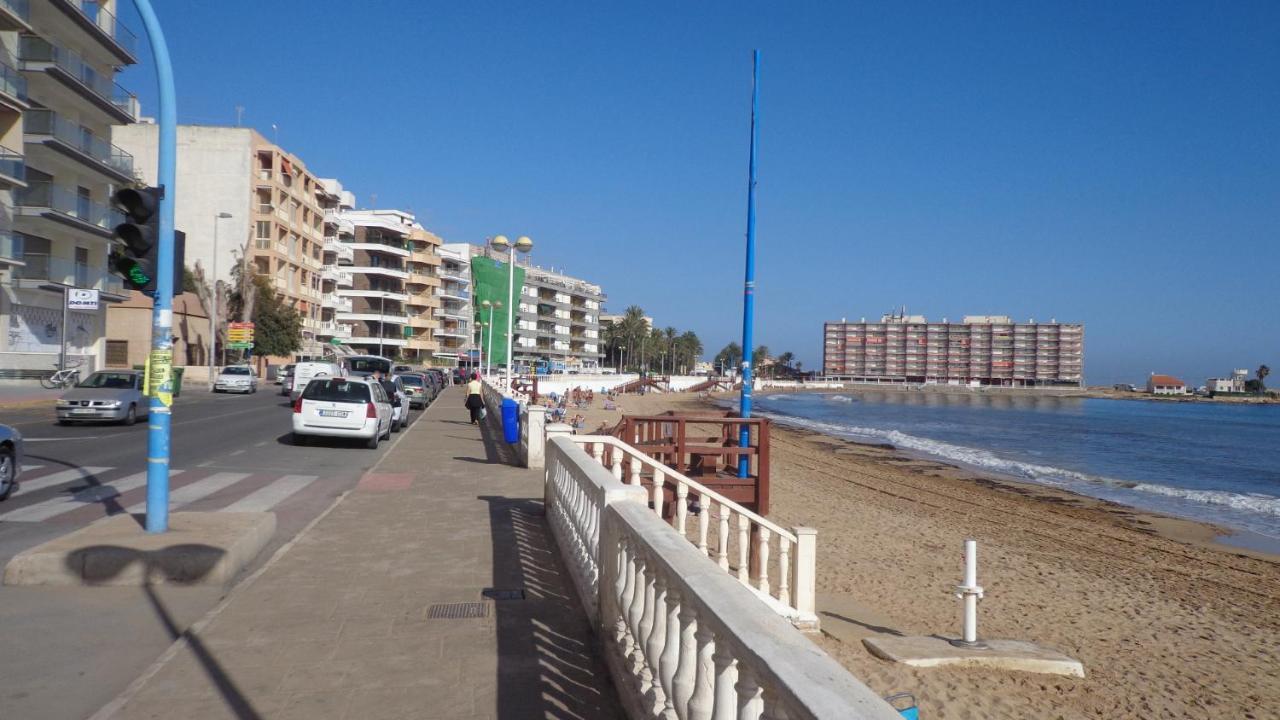 Duplex Calas Blancas Torrevieja Exterior photo