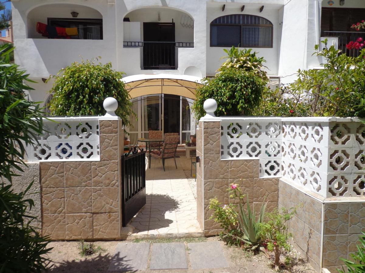 Duplex Calas Blancas Torrevieja Exterior photo